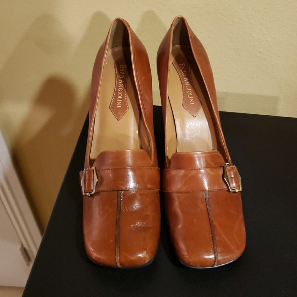 Enzo Angiolini Pumps.